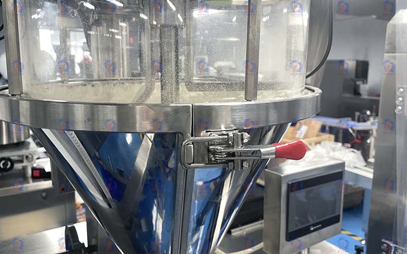 站立式包装机 料仓