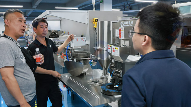 半自动胶囊充填机获台湾客户认可，实地验厂验证装量精度后签约